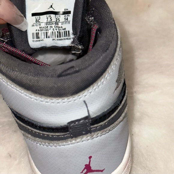 Nike Air Jordan 1 Mid - Picture 2 of 2